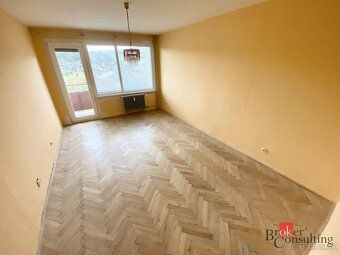 ЗНИЖЕНА ЦІНА: 3-кімнатна квартира з чотирма лоджіями в центрі Детви