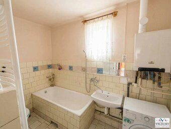 Do you want to live in a village with nice neighbors but also have space for small business?