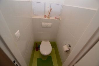 We rent out on Kupeckého Street, near the shopping center Central an equipped one bedroom apartment of 37 m².