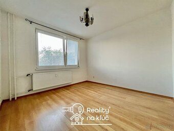 Reality na kľúč vám ponúka na predaj priestranný 2-izbový by