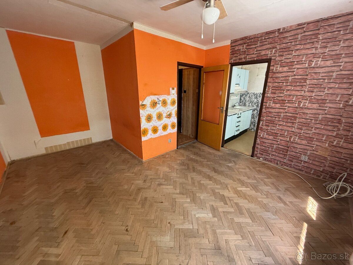 Ponúkame Vám na predaj exkluzívne 1 izbový byt v pôvodnom st