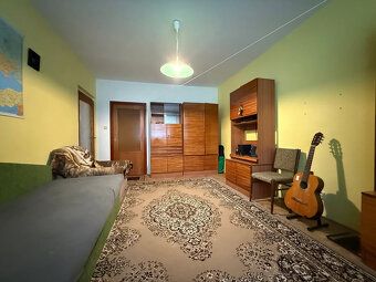 Center Reality.sk - ponúka na predaj 3 izbový byt v Bánovcia
