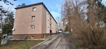Predám 3 izbovy byt +balkon Na 3 poschodi 2x pivnica Byt sa 