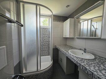 DIRECTLY FROM THE OWNER! Fully renovated 4-room apartment with garage in Suchohrad: I am…