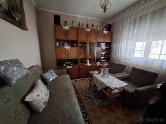 Na predaj zariadený 5-izbový dom s veľkou pivnicou, garážou 