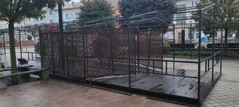 Predám letnú terasu 15x4 m. Kovová konštrukcia, jednoduchá m