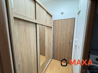 MAXA REALITY Vám ponúka na dlhodobý prenájom klimatizovanú g