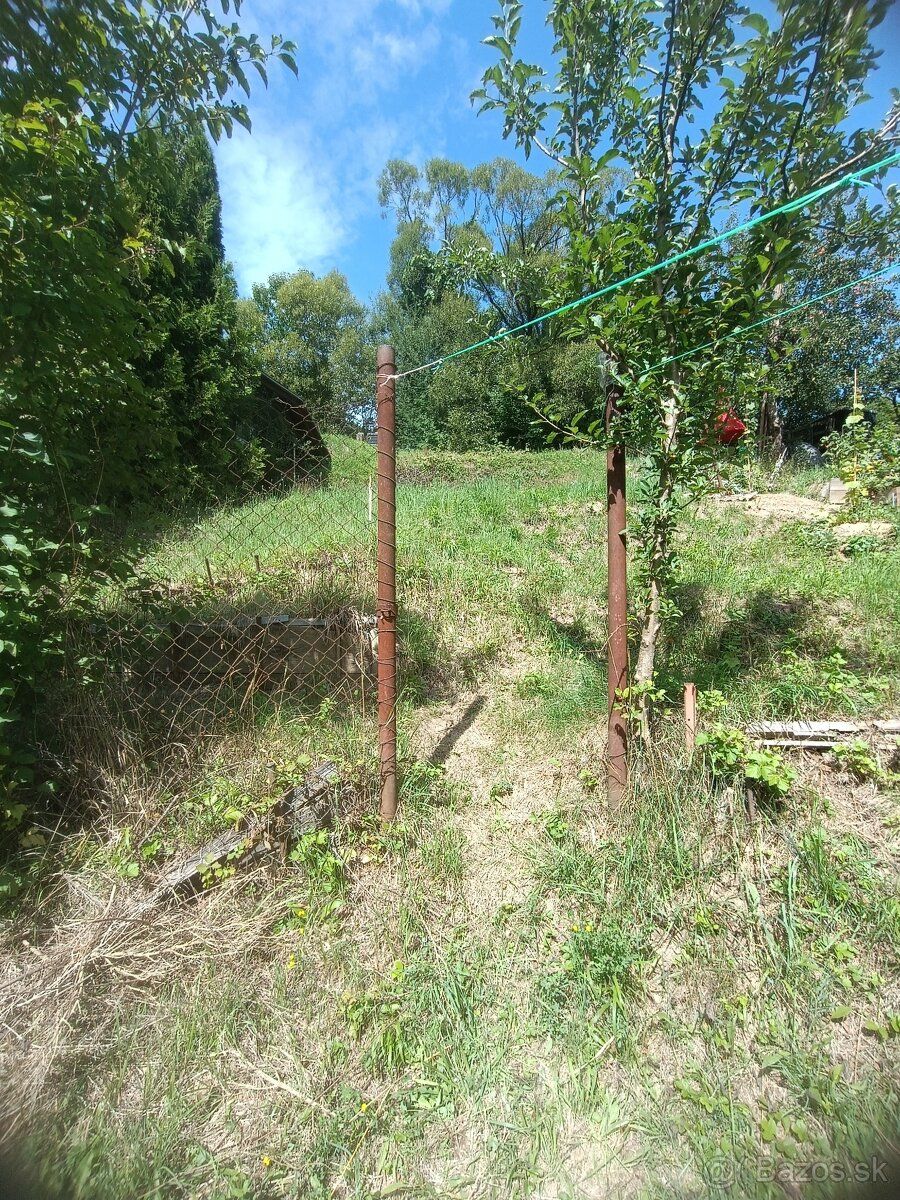 Ponúkam na predaj slnečnú záhradku v Považskej Bystrici na s
