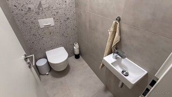 I am offering for long-term rent a brand-new, never-occupied