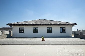 Ponúkam Vám na predaj rodinný dom v obci Topolníky na 10 áro