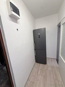 Priestranná, kompletne zrekonštruovaná garsónka (24m²) – Šaľ