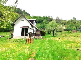 I am offering for sale a smaller family house with a beautiful plot of land measuring 1228 sqm.