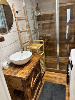 Ponúkame na prenájom kompletne zariadený 2-izbový byt (54m² 