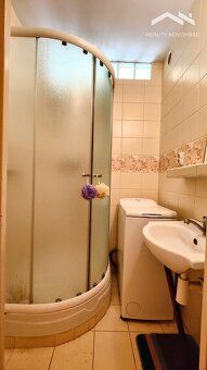 Real Estate Novohrad offers for sale a pleasant 3-room apartment