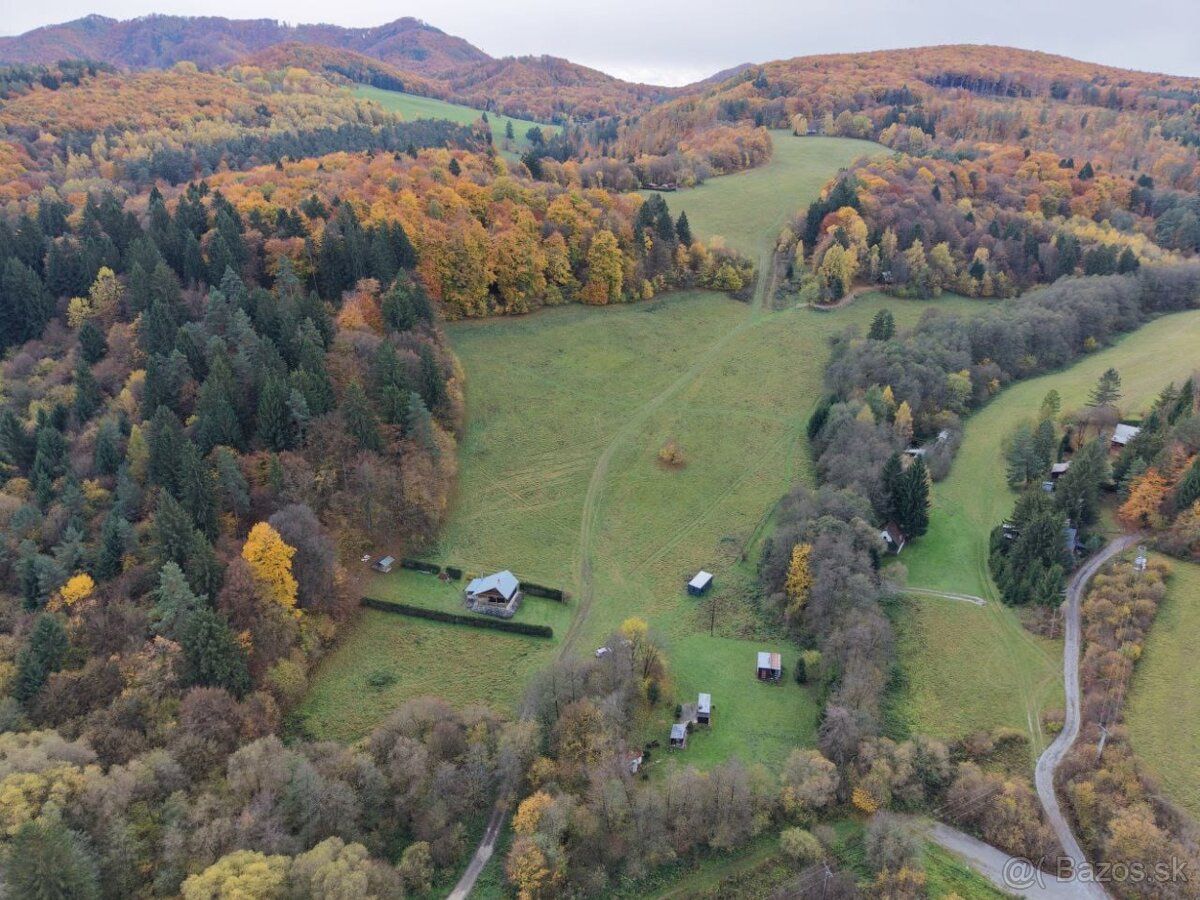 Predám 3 vysporiadané parcely registra C v Belušských Slatin