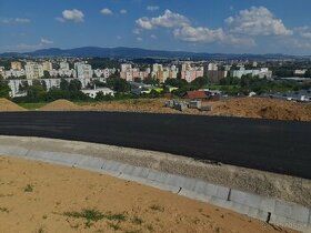 Predám pozemok o výmere 543 m2 /p.č. 16212/5/ na sídlisku 3 