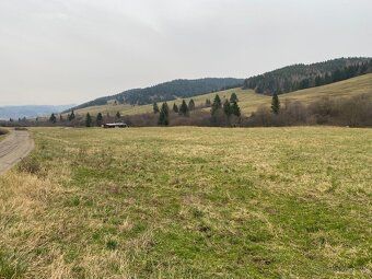 Ponúkam na predaj stavebný pozemok s výmerou 900m² v lokalit