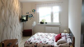 Ponúkam na prenájom priestranný a kompletne zariadený 3-izbo