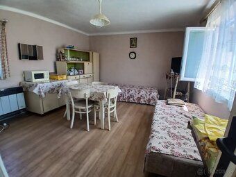 Hľadáte nehnuteľnosť s potenciálom, kde môžete bývať, podnik
