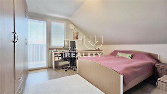 TUreality offers for sale a spacious, fully furnished 5-bedroom family house with garage in a…