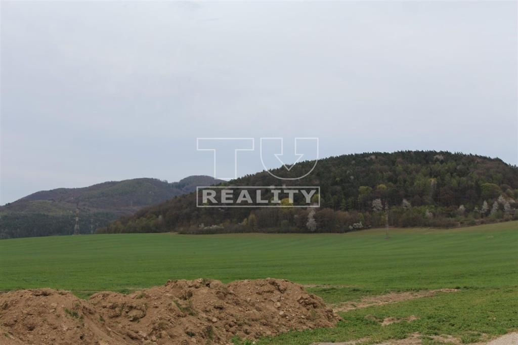 TUreality ponúka na predaj slnečný stavebný pozemok situovan