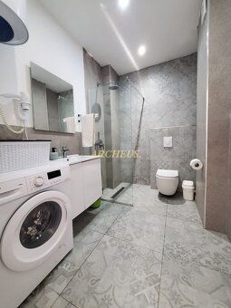 🚀3-IZBOVÝ RODINNÝ APARTMÁN PRI MORI – DRAČ, ALBÁNSKO
Na pred