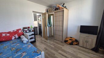 Ponúkam na predaj vkusný 3-izbový byt o výmere 66 m², nachád