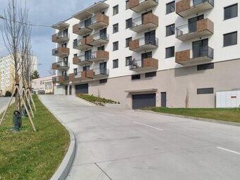 Prenajmem garážové parkovacie miesto č. 130 v krytej a vykur