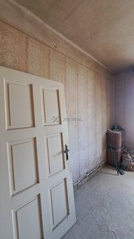Тип: 2-кімнатна квартира Місто: Штюрово Я пропоную на