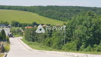 Typ: Pozemky - pre rodinné domy Ulica: Šúdol Obec: Nitra
Pon