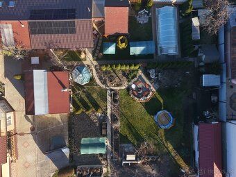 Rodinný dom / penzión, Lúčnica nad Žitavou – Martinová. Obje