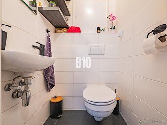 B10 Vám ponúka na predaj 3 izbový byt s presklenným balkónom