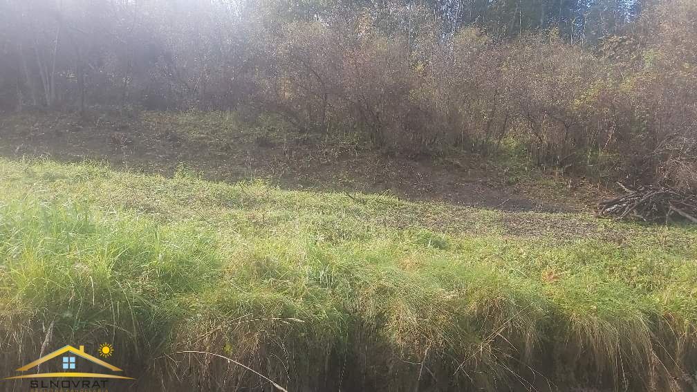 Ponúkame Vám na predaj pozemok v obci Raková o celkovej výme
