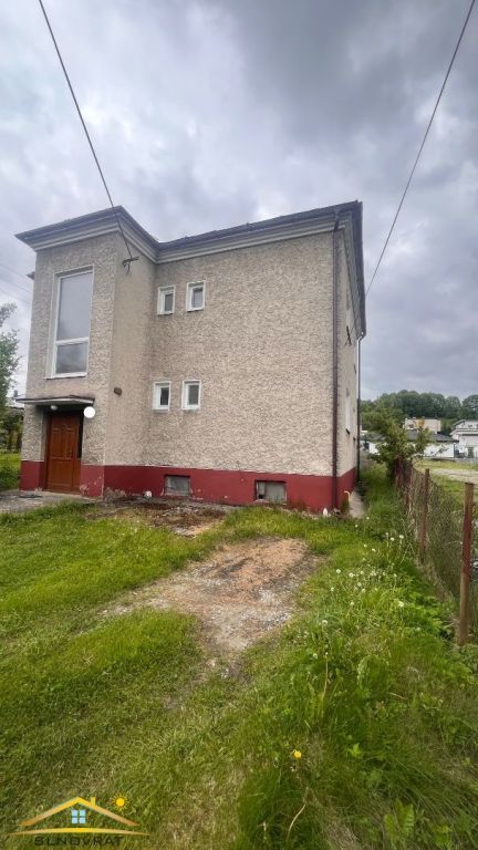 Ponúkame Vám na predaj priestranný dvojpodlažný rodinný dom 