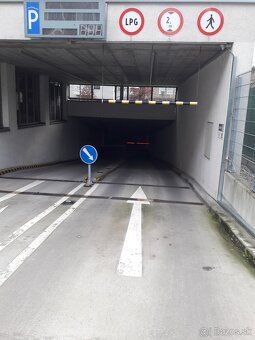 prenajmem garážové miesto Nová Mýtna Bratislava vstup a výst