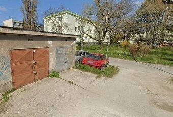 Ponúkame na predaj garáž na Kramároch, ul. Royova.
Výmera 17