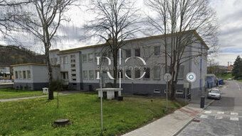Typ: Polyfunkčná budova Obec: Zvolen
Kancelária Realitné Očk