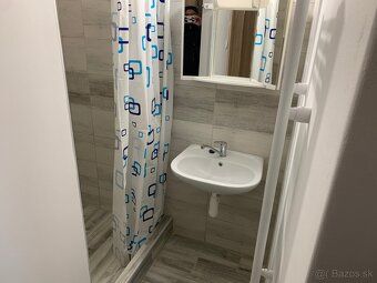 Ponúkam ubytovanie pre zamestnancov, v malých apartmánoch. I