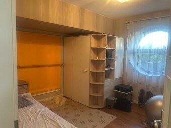 TOP PONUKA - SAMOSTATNÝ - Bungalov 520m2 pozemok- moderný,za