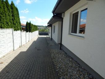 Predáme moderný 3-izbový rodinný dom v obci Malý Lapáš (6 km