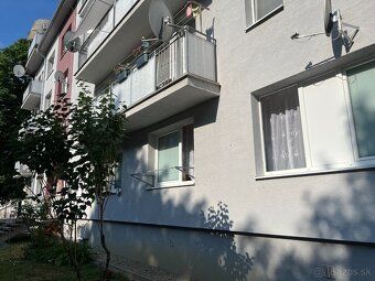 Č. 9878 PRENÁJOM – slnečný 1-izbový byt s balkónom, Piešťany