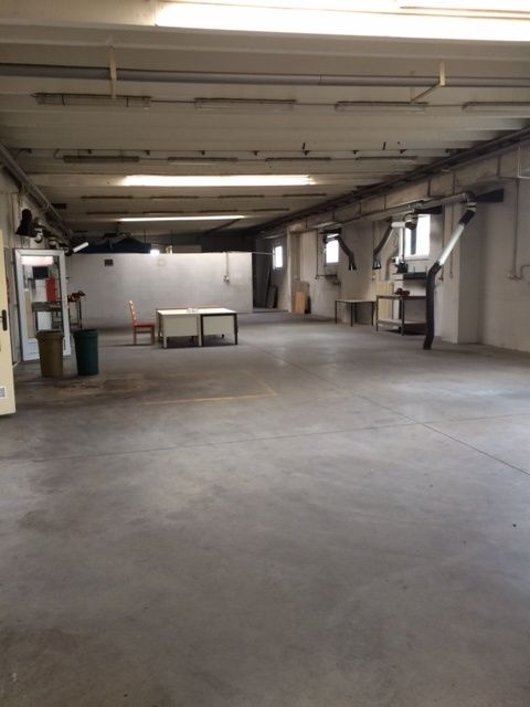 Prenájom haly – 500 a 1000 m² v zrekonštruovanej budove v Ml