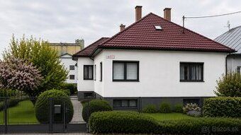 Ponúkame Vám exkluzívne na prenájom samostatne stojaci rodin