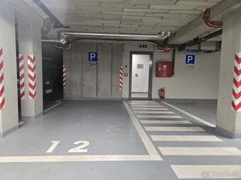Ponúkame na predaj výnimočný 2-izbový byt s veľkou výmerou.
