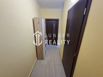 Jozef Junger – Realitný maklér ponúka na predaj zariadený, k
