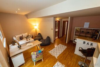 Type: 4-bedroom apartment Street: Lidické námestie 9 City: Košice-Dargovských hrdinov