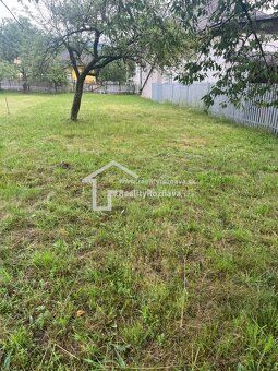 Ponúkame Vám na predaj slnečný pozemok na ploche 968 m² v ma