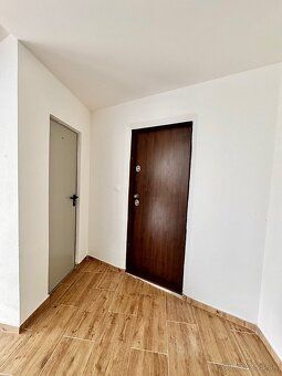 Nabízím k prodeji 3-pokojový byt, který se nachází ve městě