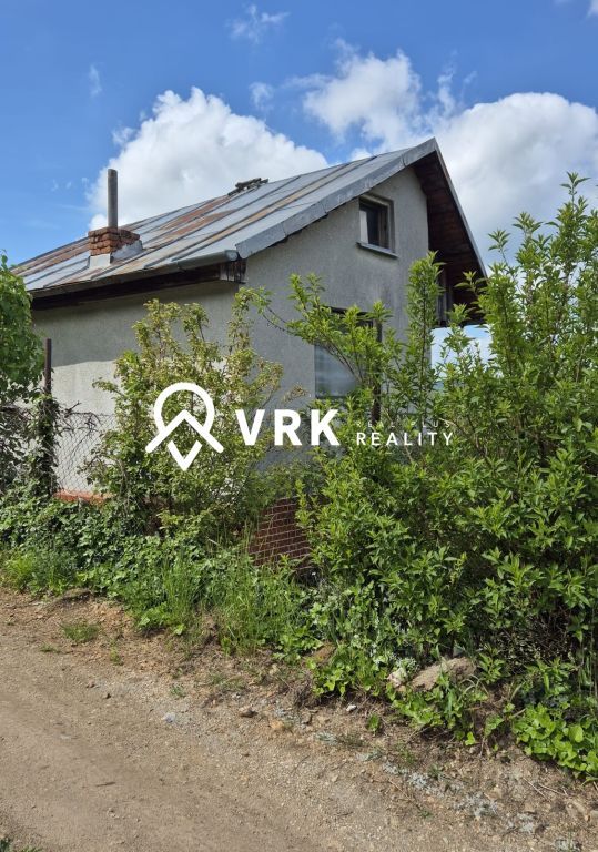 Ponúkame Vám na predaj murovanú chatu v krásnom prírodnom pr