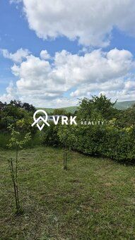 Ponúkame Vám na predaj murovanú chatu v krásnom prírodnom pr